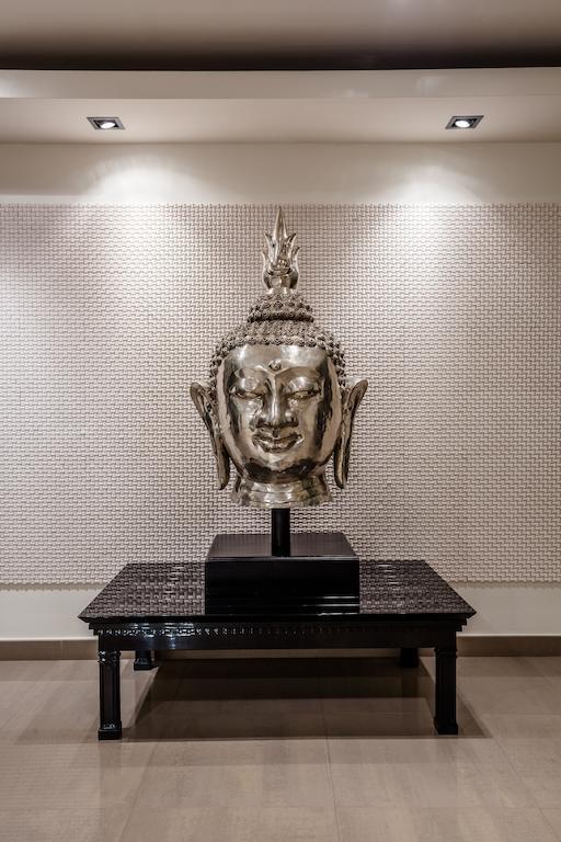 โฮเต็ล คิวบิกซ์ Hotel บราชอฟ ภายนอก รูปภาพ